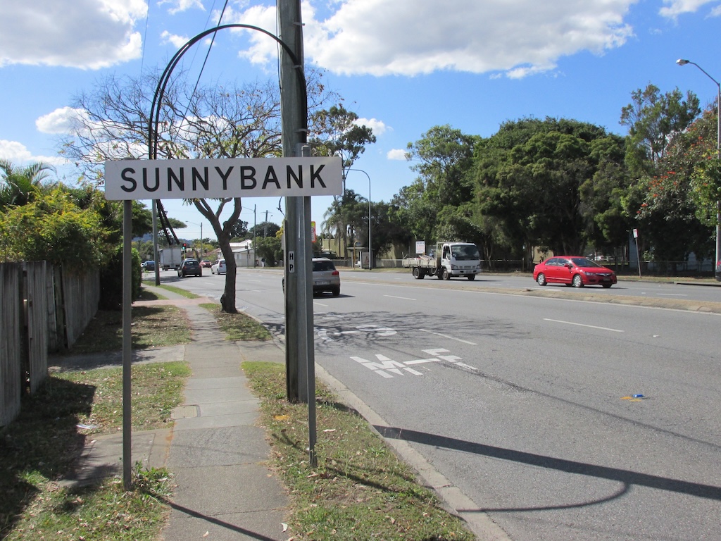 Sunnybank road sign