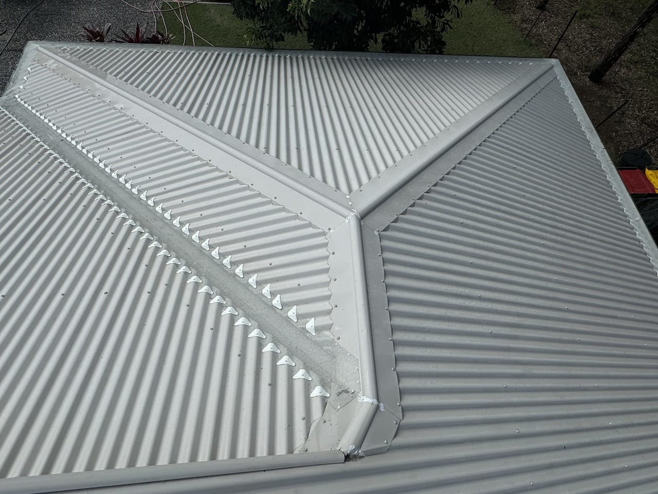 Murrumba Downs tin roof after soft was cleaning 2